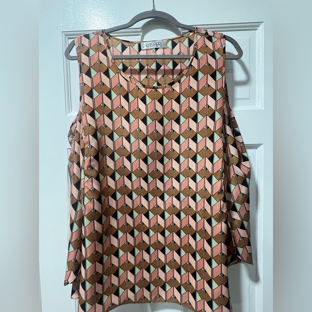 Kasper Women’s Sleeveless Blouse